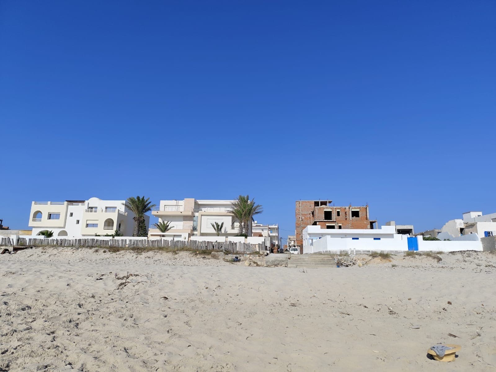 Salakta Azur Building View
